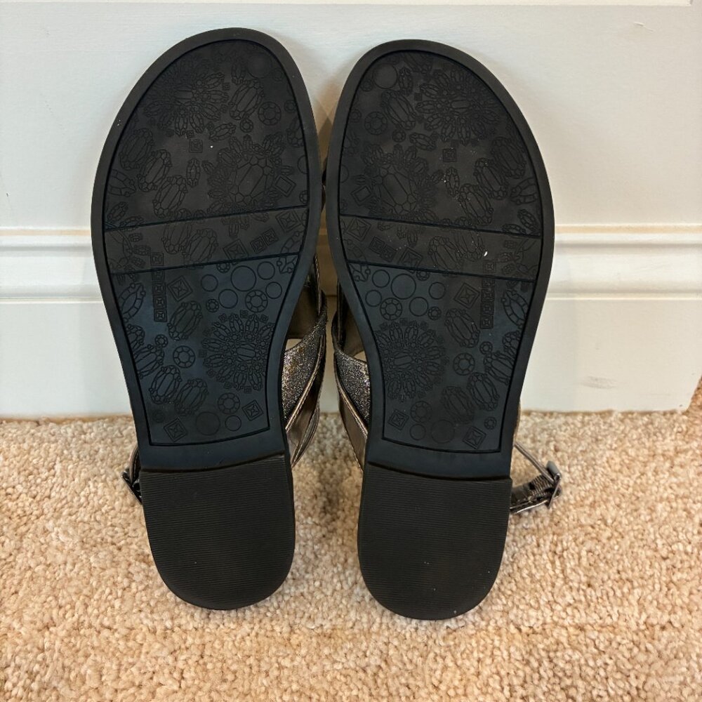 Simply Vera Wang Sparkle Silver Buckle Sandal Shoe Size 6.5 - Picture 14 of 15